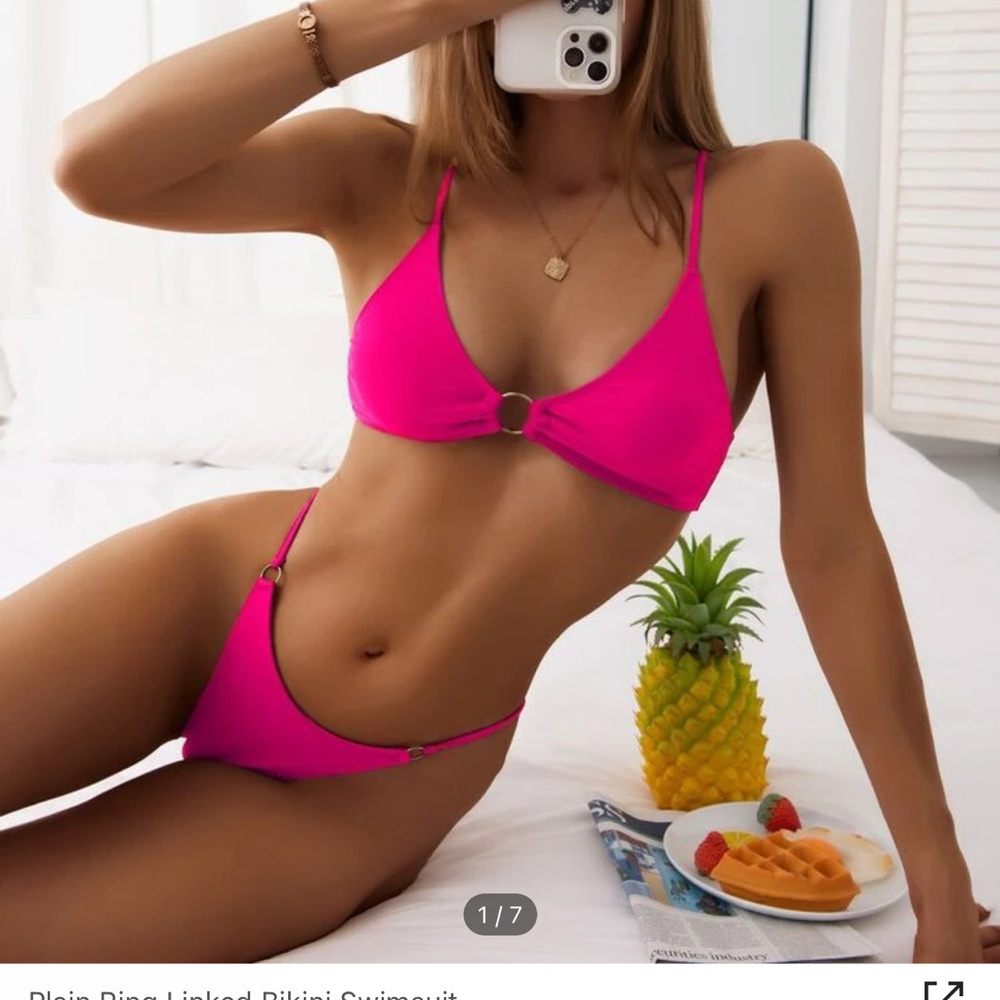 Plain Ring Linked Bikini Swimsuit